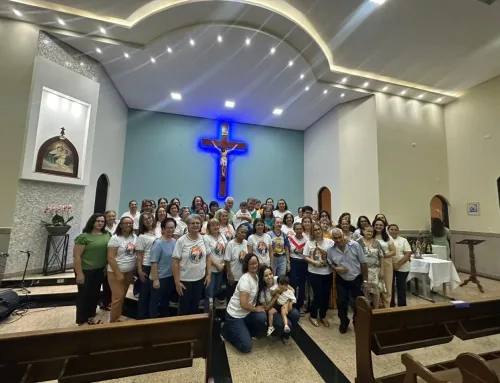 Patos de Minas celebra Jubileu dos 75 anos da Campanha da Mãe Peregrina