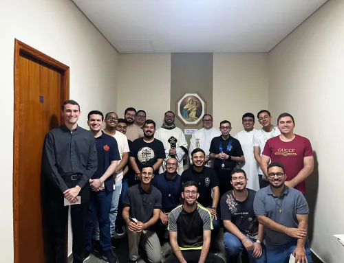 Seminário de Sorocaba/SP entroniza quadro da Mãe e Rainha
