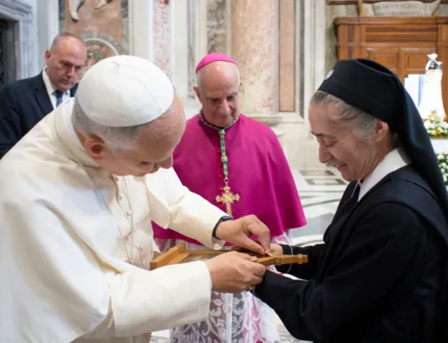 Presente jubilar: A Mãe Peregrina é coroada pelo Papa Leão XIV