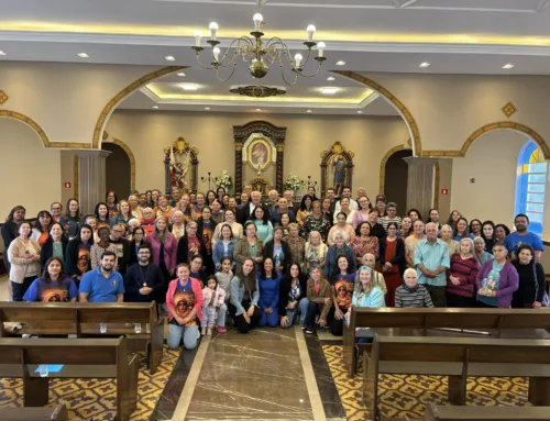 Encontro em Pilar do Sul reúne famílias e missionárias da Mãe Peregrina
